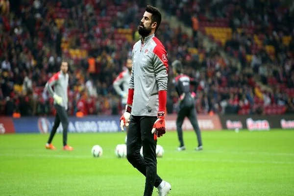 Volkan Demirel, o taraftarlardan şikayetçi