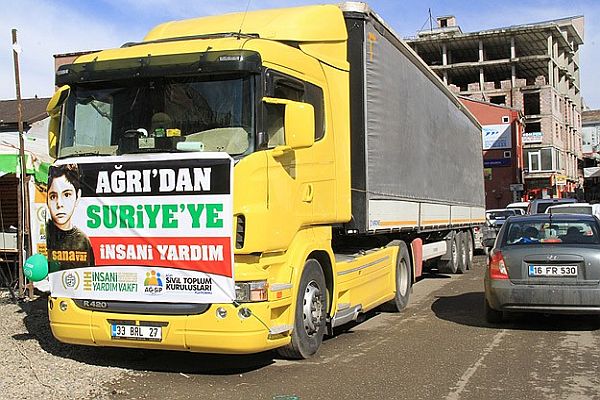 &#039;Sana ihtiyacım var&#039; kampanyasına destek sürüyor