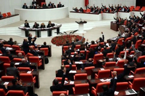 Yargıtay'a 8 yeni daire
