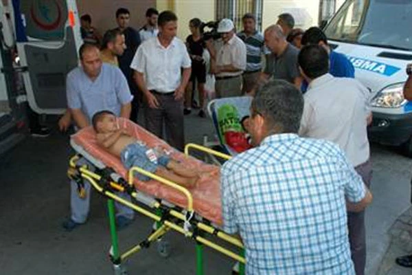 Düğün yemeği zehirledi