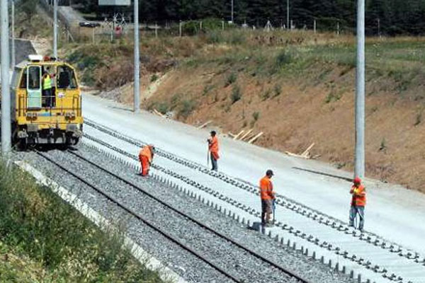 Sakarya&#039;da YHT hattına sabotaj operasyonu