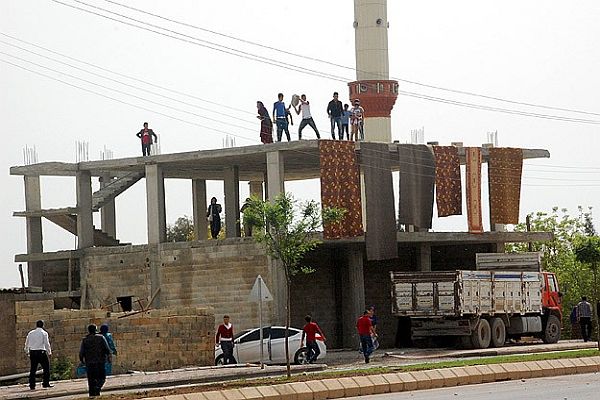 Şanlıurfa&#039;da gecekondu yıkımında gerginlik