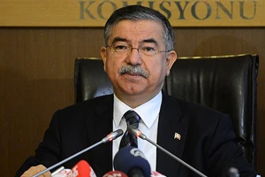 Yılmaz, &#039;Askerin görev suçları izinle soruşturulacak&#039;