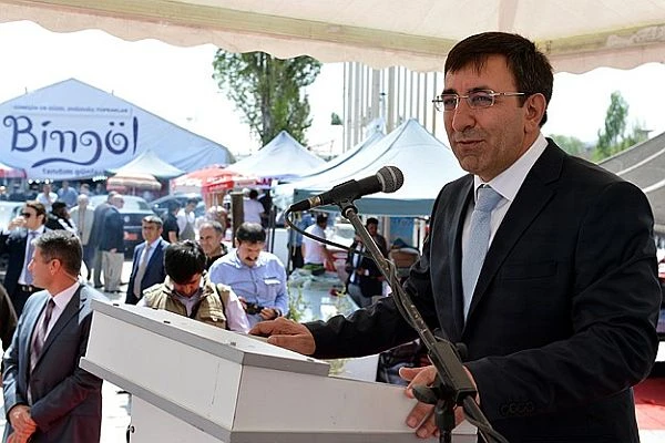 Yılmaz, 'Daha huzurlu bir ortamı inşa etmeye çalışıyoruz'