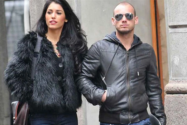 Yolanthe&#039;den eşi Sneijder hakkında itiraf