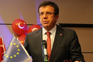 Zeybekci, &#039;Türkiye&#039;de kriz çıkmayacak ve çıkamaz&#039;