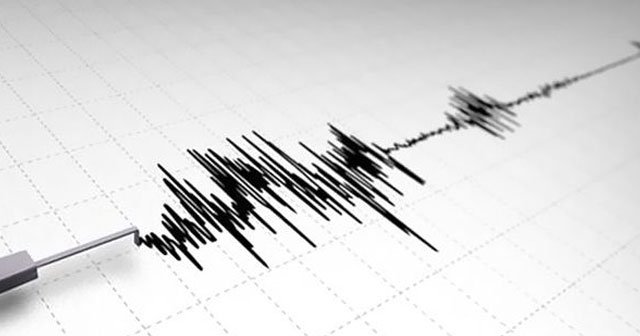 Bursa&#039;da deprem, İstanbul&#039;da da hissedildi