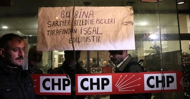 CHP İstanbul İl Başkanlığı&#039;nda zincirli eylem