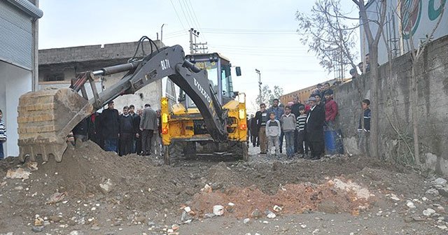 Cizre&#039;deki hendekler yeniden kapatılıyor