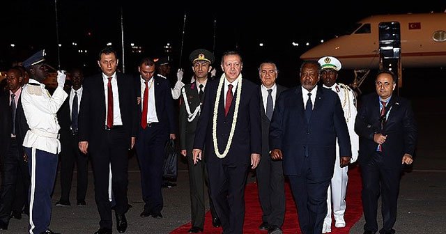 Cumhurbaşkanı Erdoğan Cibuti&#039;ye geldi