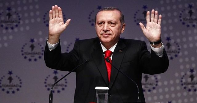 Cumhurbaşkanı Erdoğan‘ın o sözleri salonu ayağa kaldırdı