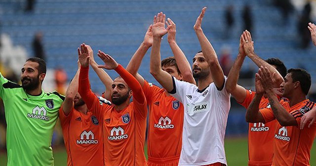 İstanbul Başakşehir tek golle güldü