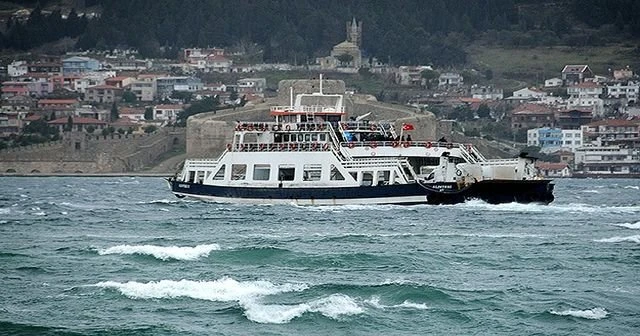 İstanbul'da tüm vapur seferleri iptal edildi