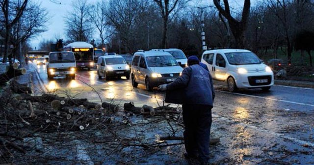 İstanbul'u lodos vurdu!