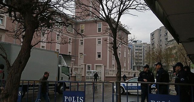 İzmir merkezli operasyonda 24 gözaltı