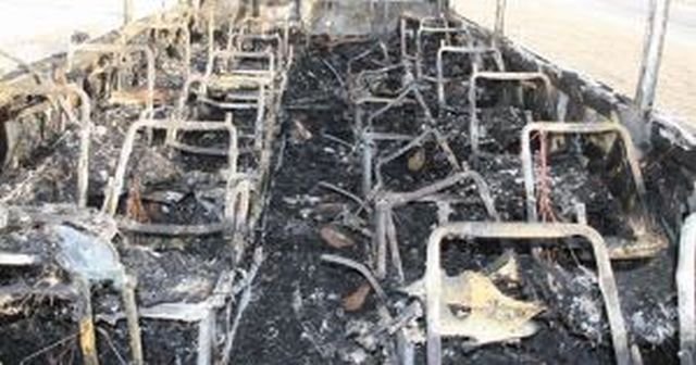 Yozgat&#039;ta 28 yolcusu bulunan otobüs cayır cayır yandı