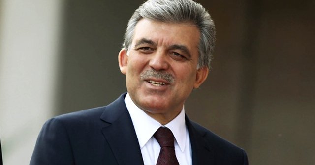 Abdullah Gül &#039;Demokrasi için&#039; vakıf kurdu