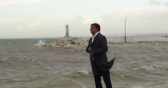 Alihan fırtınayı fırsat bilip klip çekti
