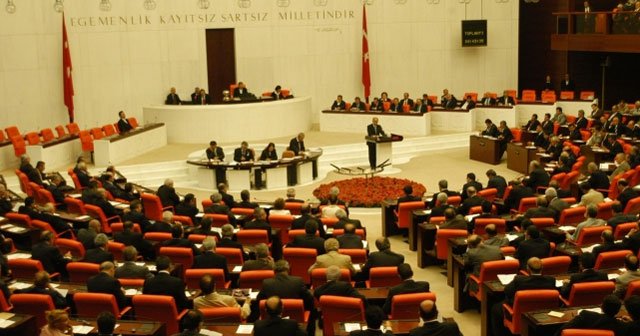 Osman Gökçek millietvekilliği için başvurusunu yaptı