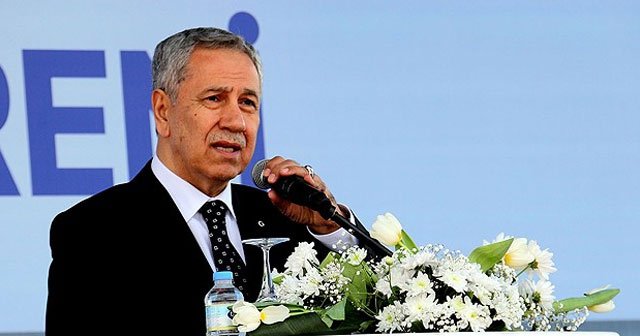 Arınç, &#039;İzolasyona rağmen önemli mesafeler katedildi&#039;