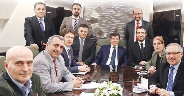 Başbakan Davutoğlu operasyon gecesini anlattı