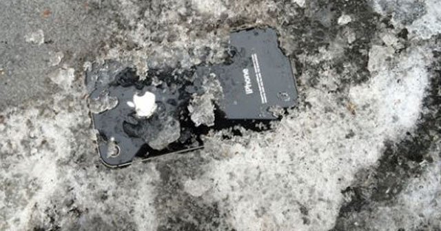 Beş gün buz ve kar altında kalan iPhone çalışır mı?