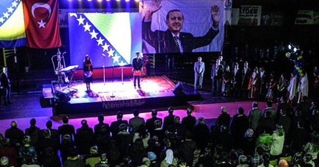 Binlerce Bosnalı, Erdoğan için toplandı!