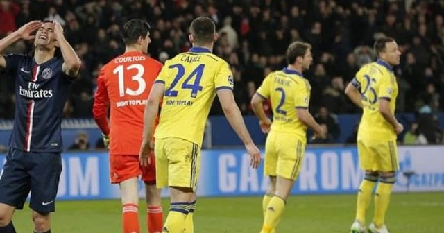 Chelsea Paris&#039;te avantajı kaptı