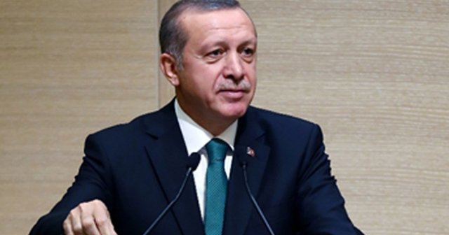 Cumhurbaşkanı Erdoğan’dan dünya gençliğine örnek slogan