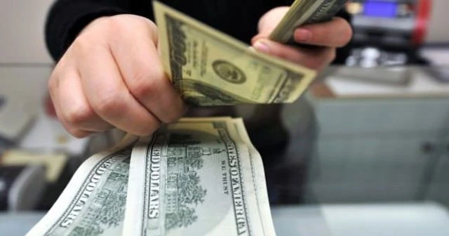 Dolar güne yeni rekorla başladı