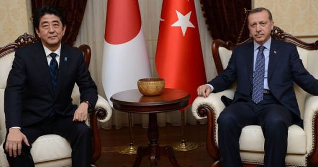 Erdoğan&#039;dan Şinzo Abe&#039;ye taziye telefonu