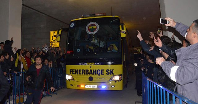 Fenerbahçe'ye coşkulu karşılama