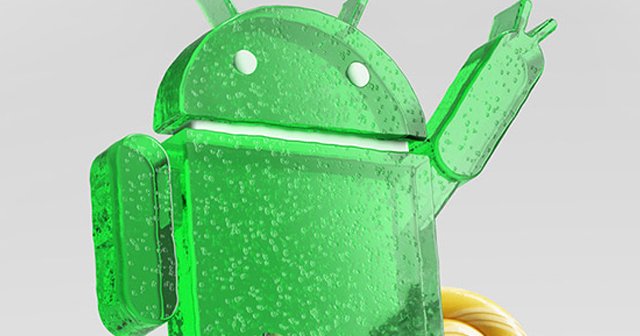 Google Android 5.1&#039;in eli kulağında