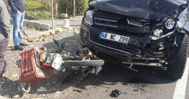 Hatalı 'U' dönüşü yapan motosikletli canından oldu