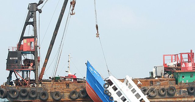 Hong Kong&#039;da feribot kaptanına 8 yıl hapis cezası