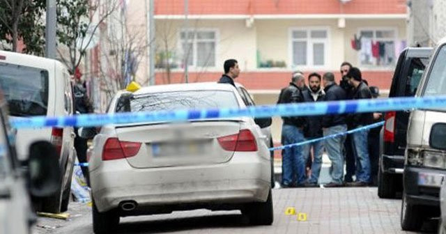 İstanbul&#039;da hareketli anlar, polis gaspçıları kovaladı