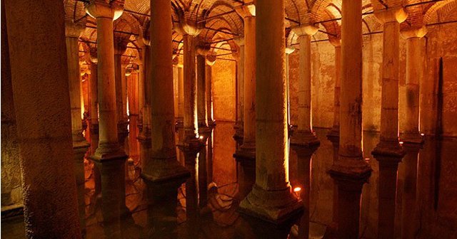 İstanbul&#039;un sarnıçları turistlerin ilgi odağı oldu