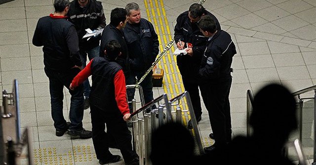 İzmir metrosunda yürüyen merdiven kazası