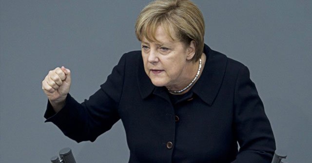 Merkel çatışma korkusuyla diplomasi turuna çıktı