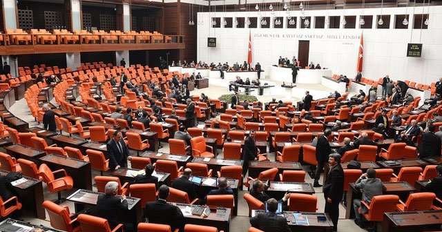 Milletvekilliği için ücretler belli oldu, en pahalısı &#039;CHP&#039;