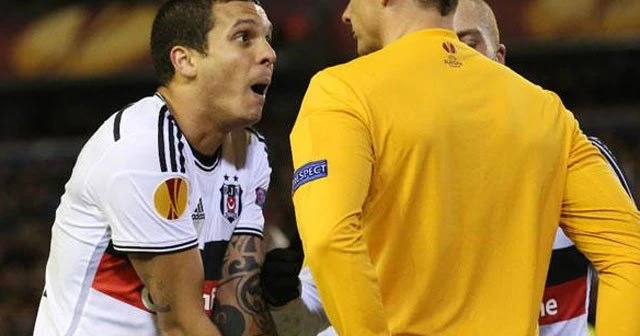 Motta, 'Herkesten özür diliyorum'