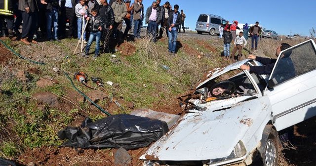 Şanlıurfa&#039;da trafik kazası, 2 ölü,6 yaralı