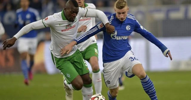 Schalke'ye son dakika darbesi