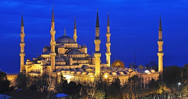 Sultanahmet Camisi kontrolden geçirildi