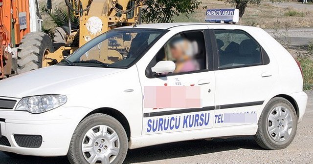 Sürücü kurslarına taban fiyat uygulaması geliyor