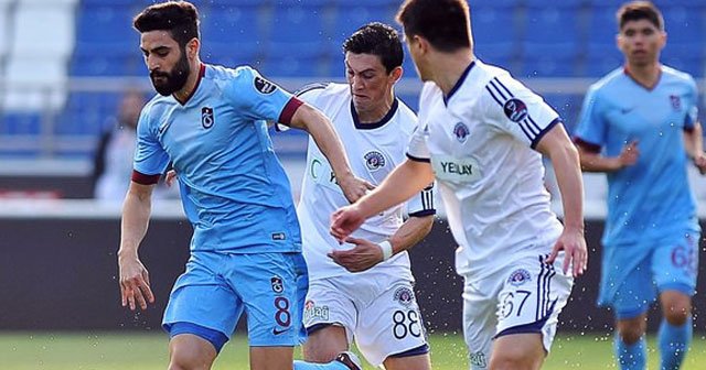 Trabzonspor son dakikada yıkıldı