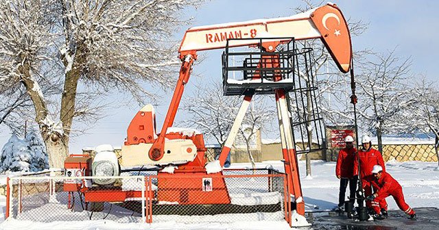 Türkiye&#039;nin emektar kuyusunda petrol üretimi devam ediyor