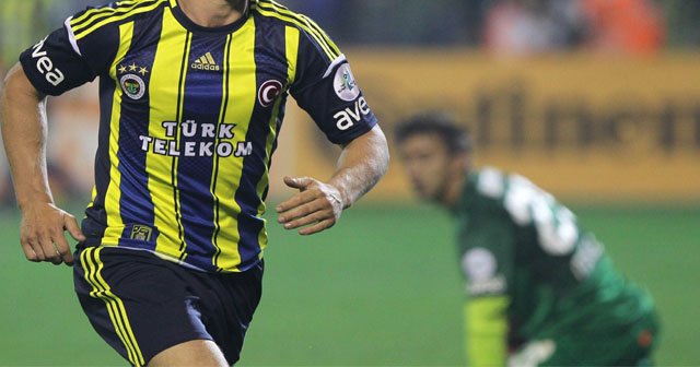 Yıldız futbolcu Fenerbahçe'den ayrılacak mı