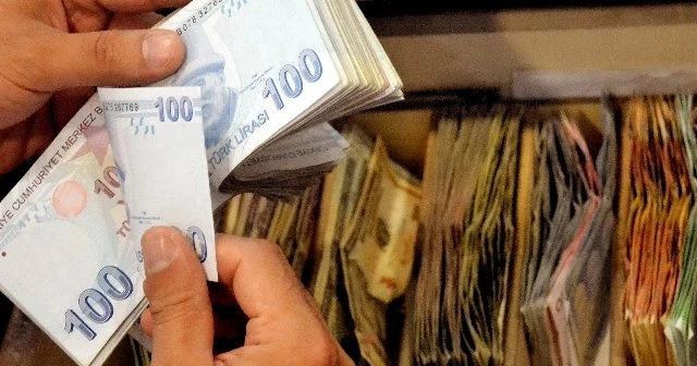 'Valiyim' diyerek milletvekili aday adayını dolandırdı