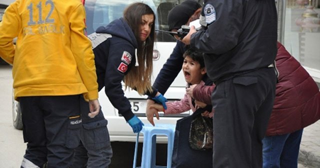 112 görevlisi yaralı çocukla birlikte ağladı